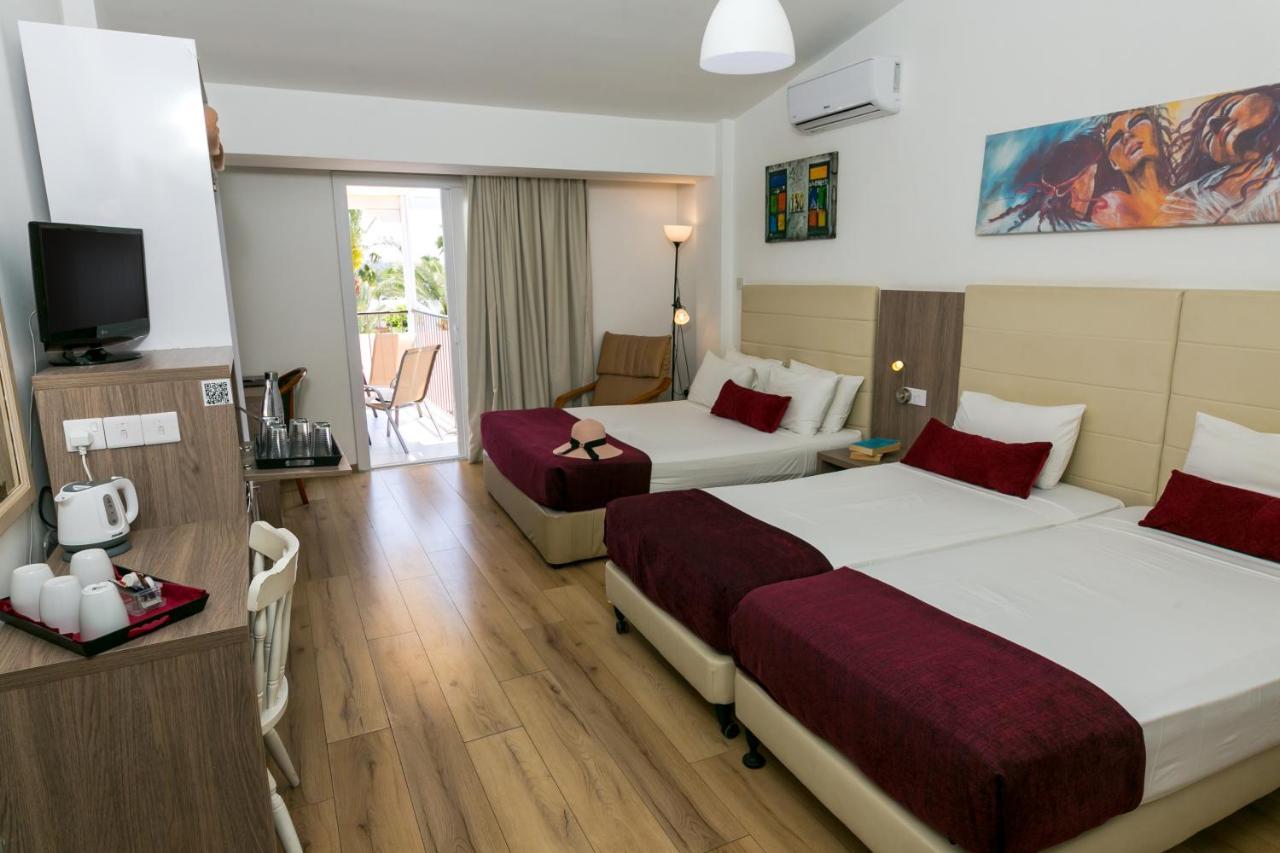 Paphos Fitosinn Hotel מראה חיצוני תמונה