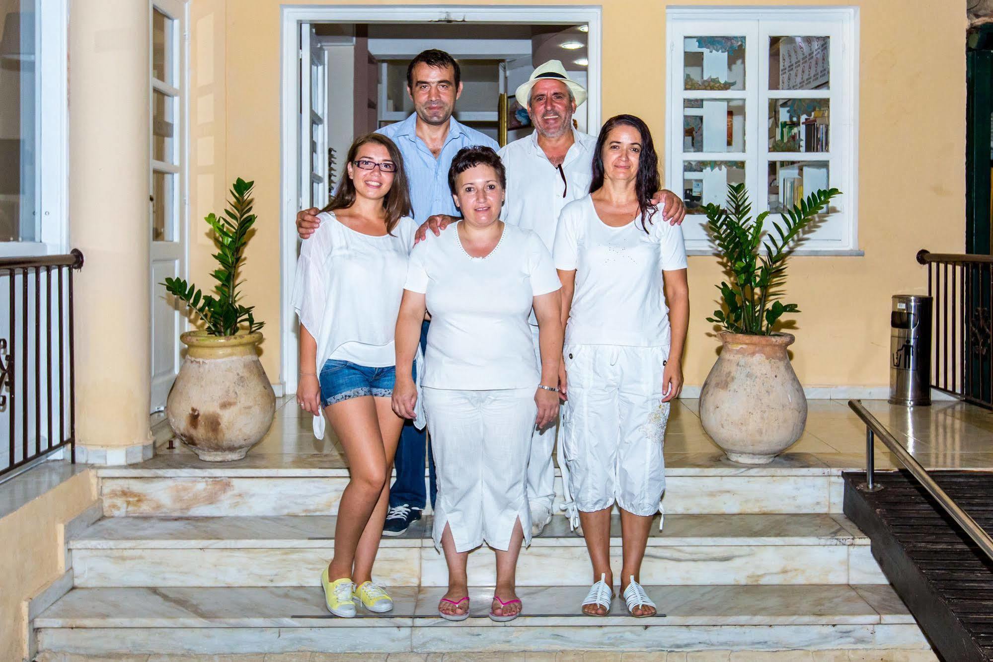 Paphos Fitosinn Hotel מראה חיצוני תמונה